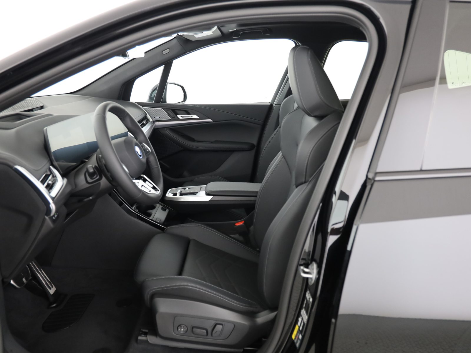 BMW 225e xDrive paddles Active Tourer, Plug-in-Hybrid Benzina/Elettrica, Auto nuove, Automatico - 4