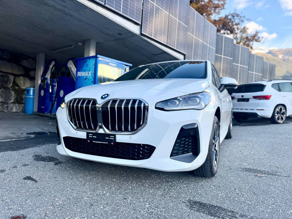 BMW 225e xDrive paddles Active Tourer, Plug-in-Hybrid Petrol/Electric, Second hand / Used, Automatic