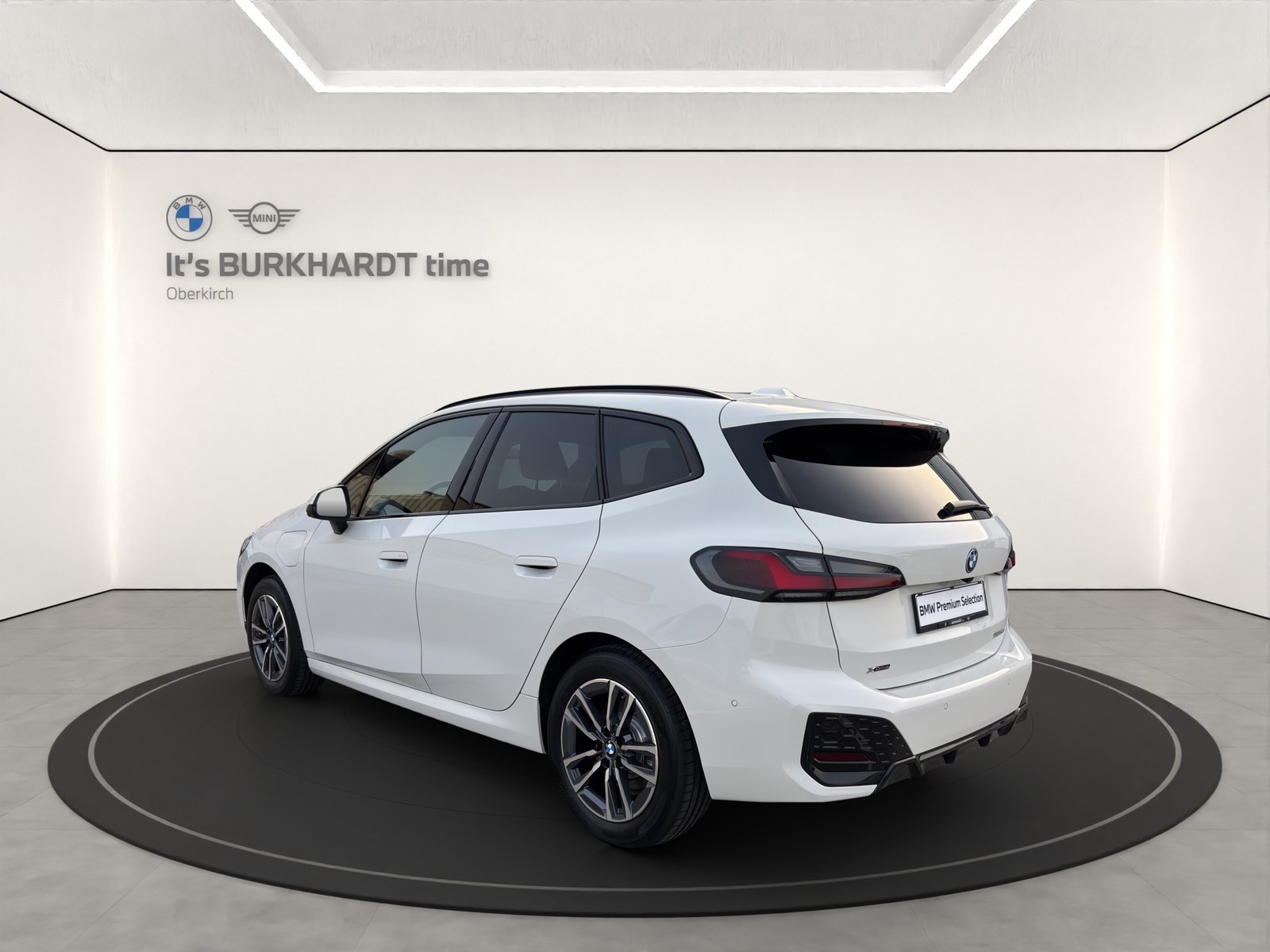 BMW 225e xDr. Act. T. M Sport, Plug-in-Hybrid Petrol/Electric, Second hand / Used, Automatic - 3