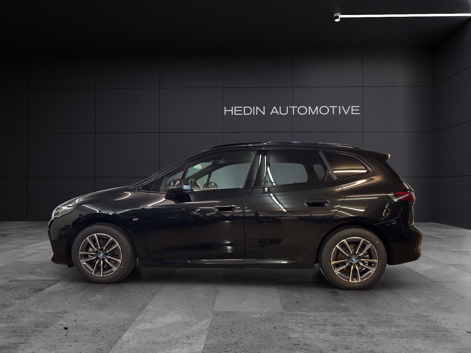 BMW 225e xDrive paddles Active Tourer, Plug-in-Hybrid Petrol/Electric, Second hand / Used, Automatic - 2