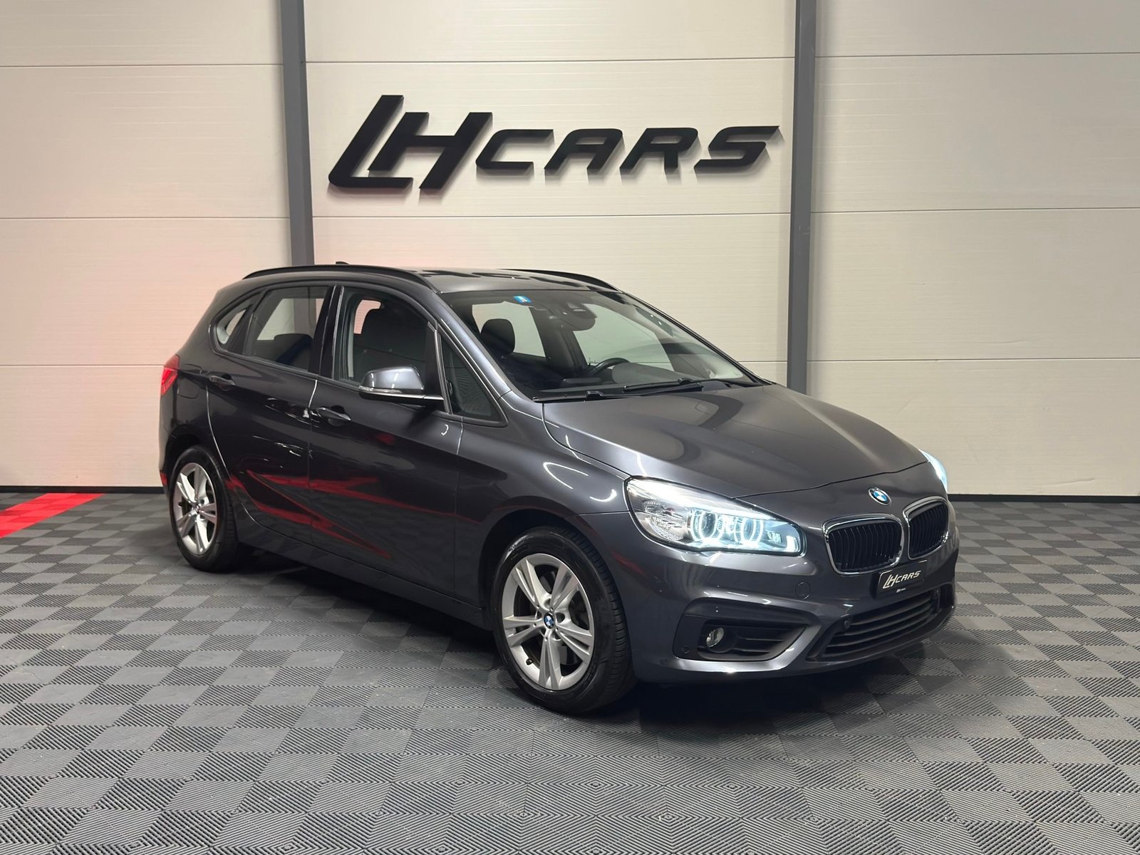 BMW 225i SAG Active Tourer