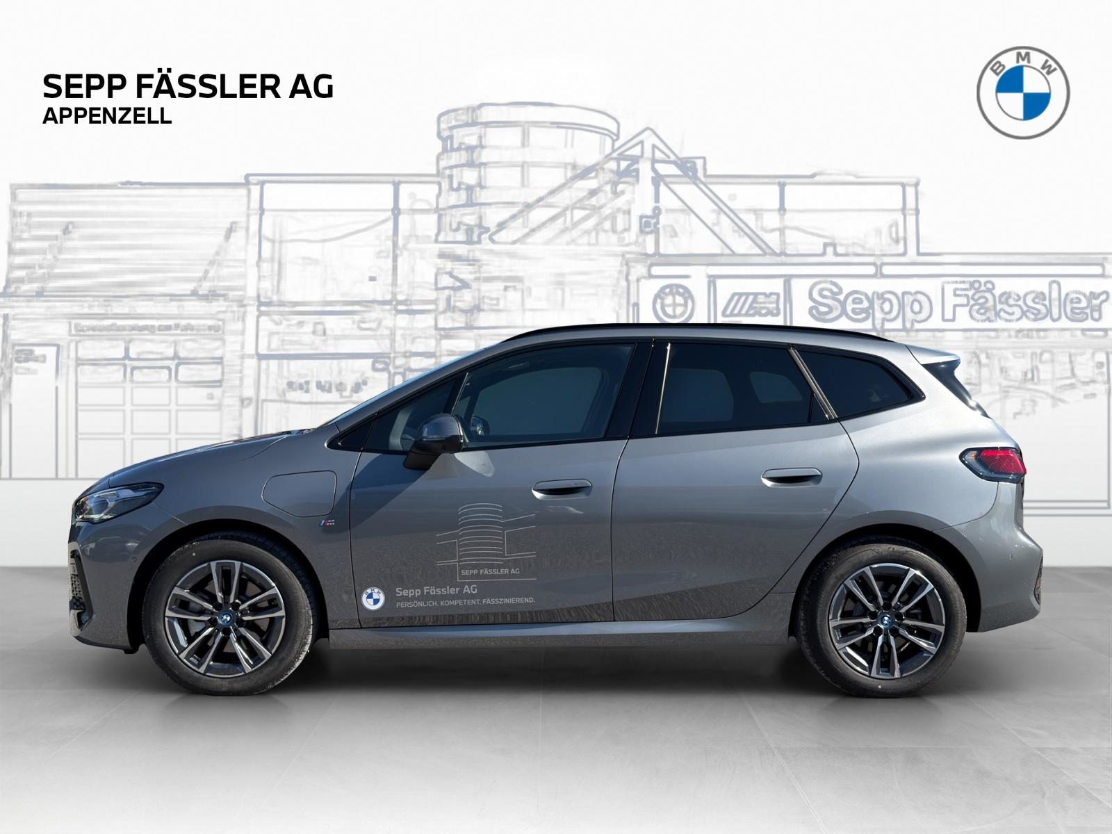 BMW 225e xDrive paddles Active Tourer, Plug-in-Hybrid Petrol/Electric, Second hand / Used, Automatic - 2