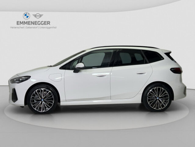 BMW 230e xDr. Act. T. M Sport, Voll-Hybrid Benzin/Elektro, Neuwagen, Automatik - 2