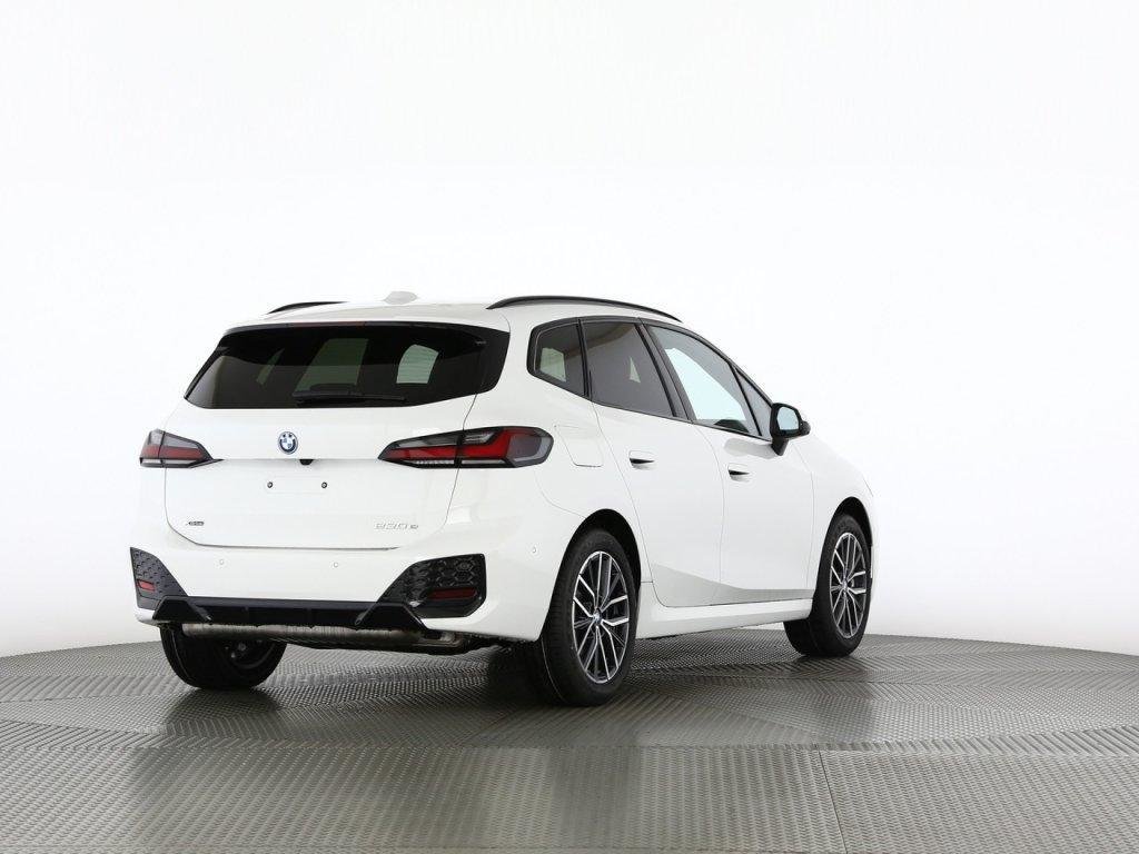 BMW 230 ACTIVE TOURER 230e Active Tourer, Plug-in-Hybrid Benzin/Elektro, Neuwagen, Automatik - 2