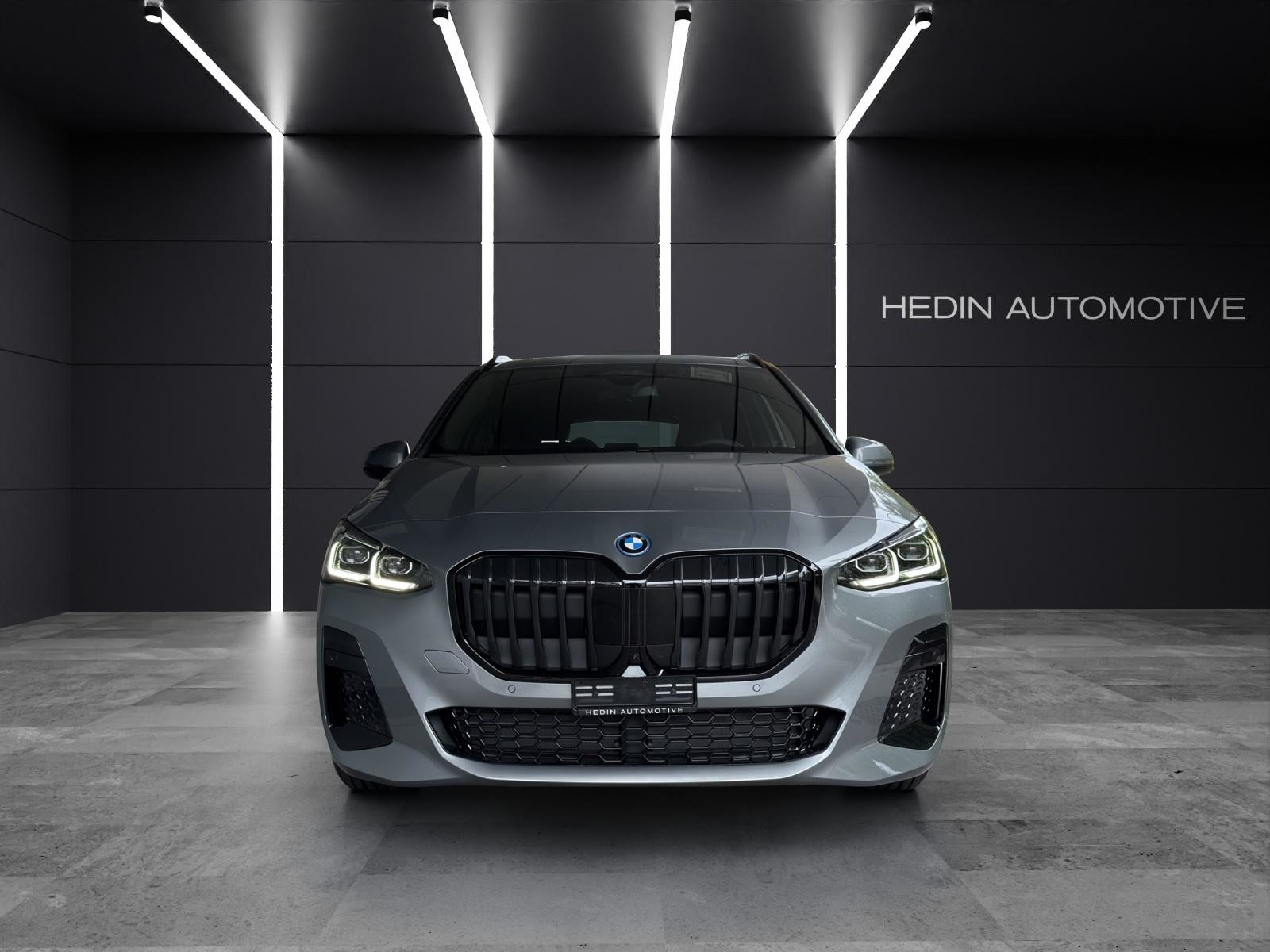 BMW 230e xDrive paddles Active Tourer, Plug-in-Hybrid Benzina/Elettrica, Auto nuove, Automatico - 7