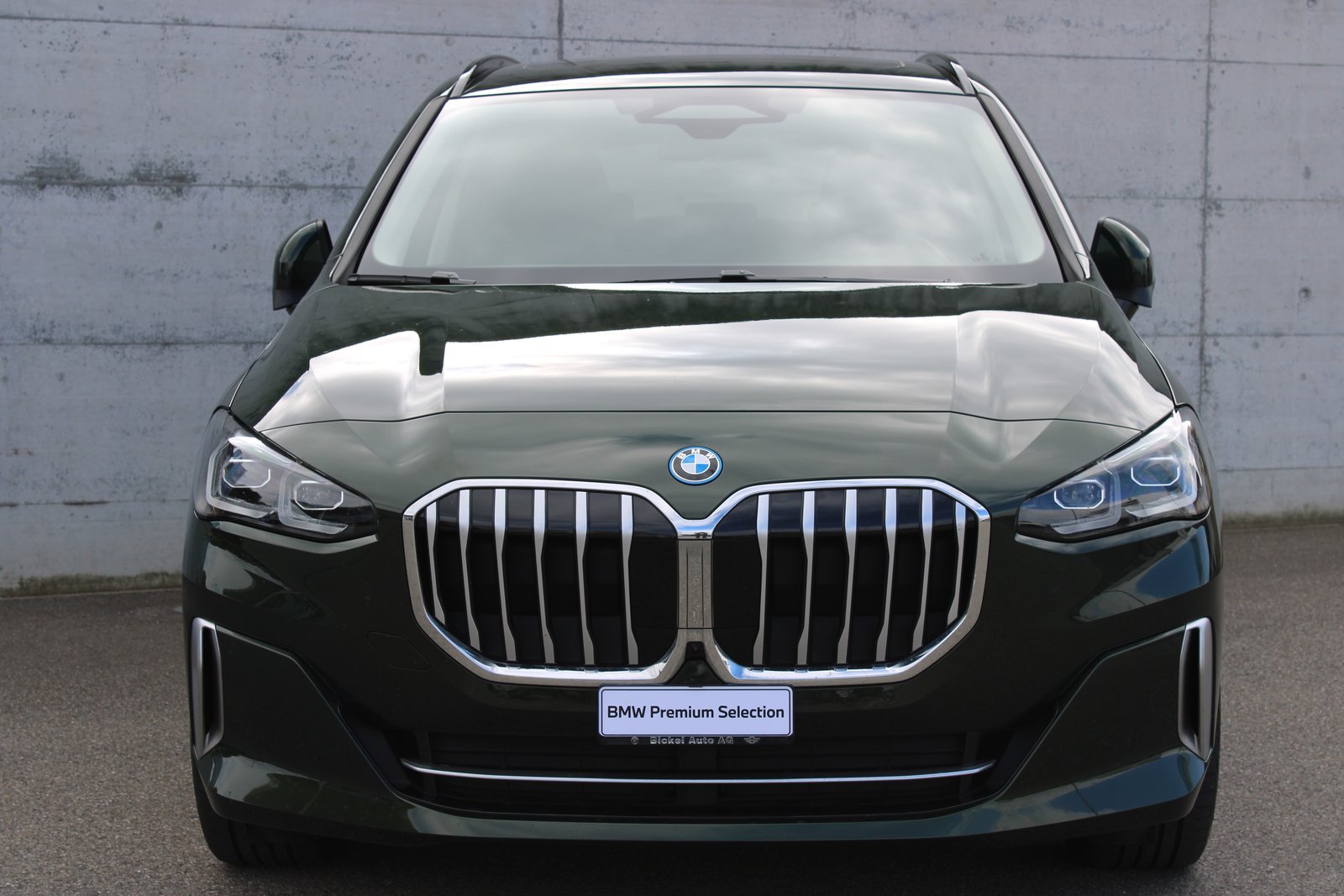 BMW 230e Active Tourer, Plug-in-Hybrid Benzina/Elettrica, Auto nuove, Automatico - 3