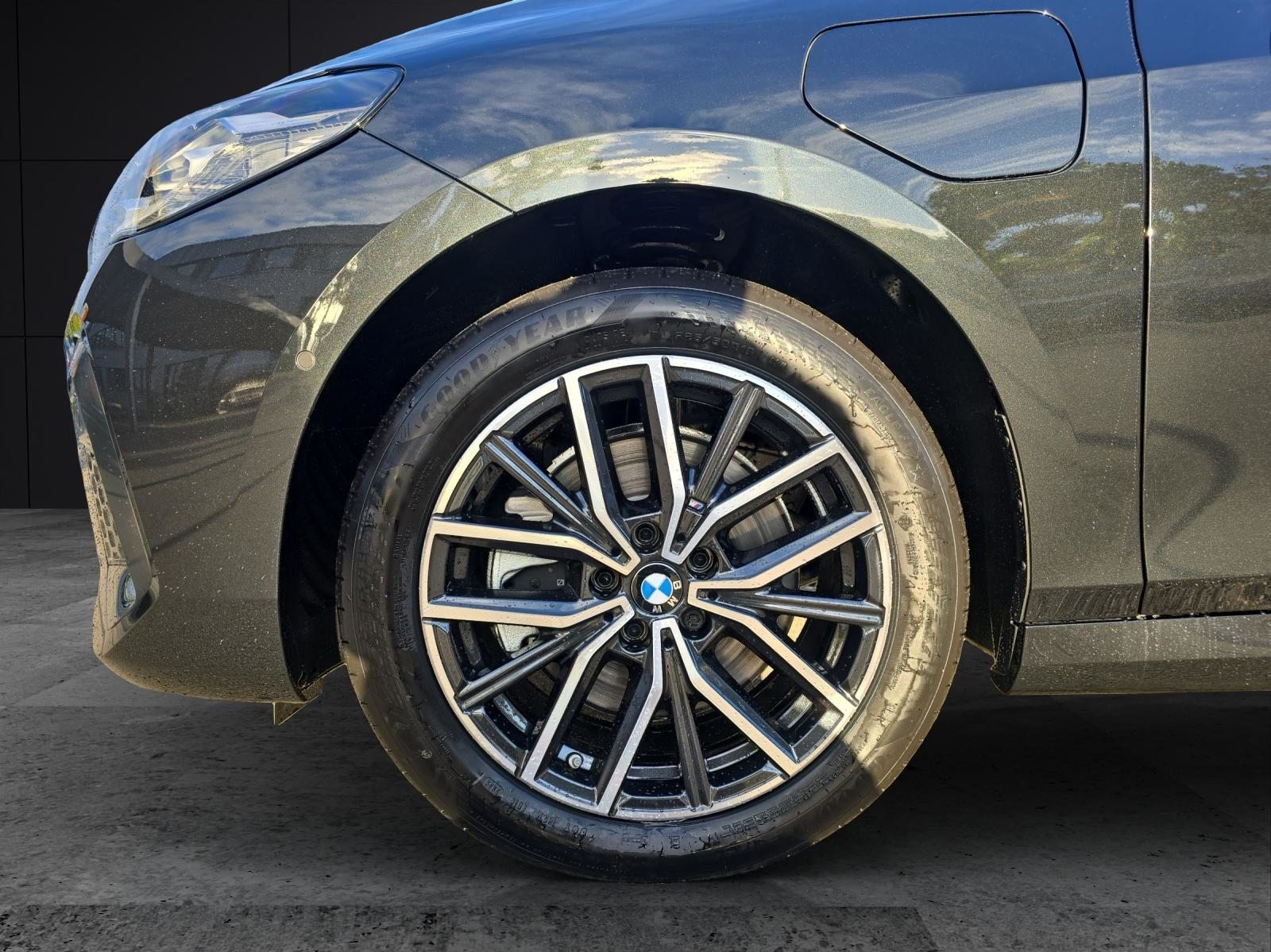 BMW 230e xDrive Active Tourer, Plug-in-Hybrid Petrol/Electric, New car, Automatic - 4