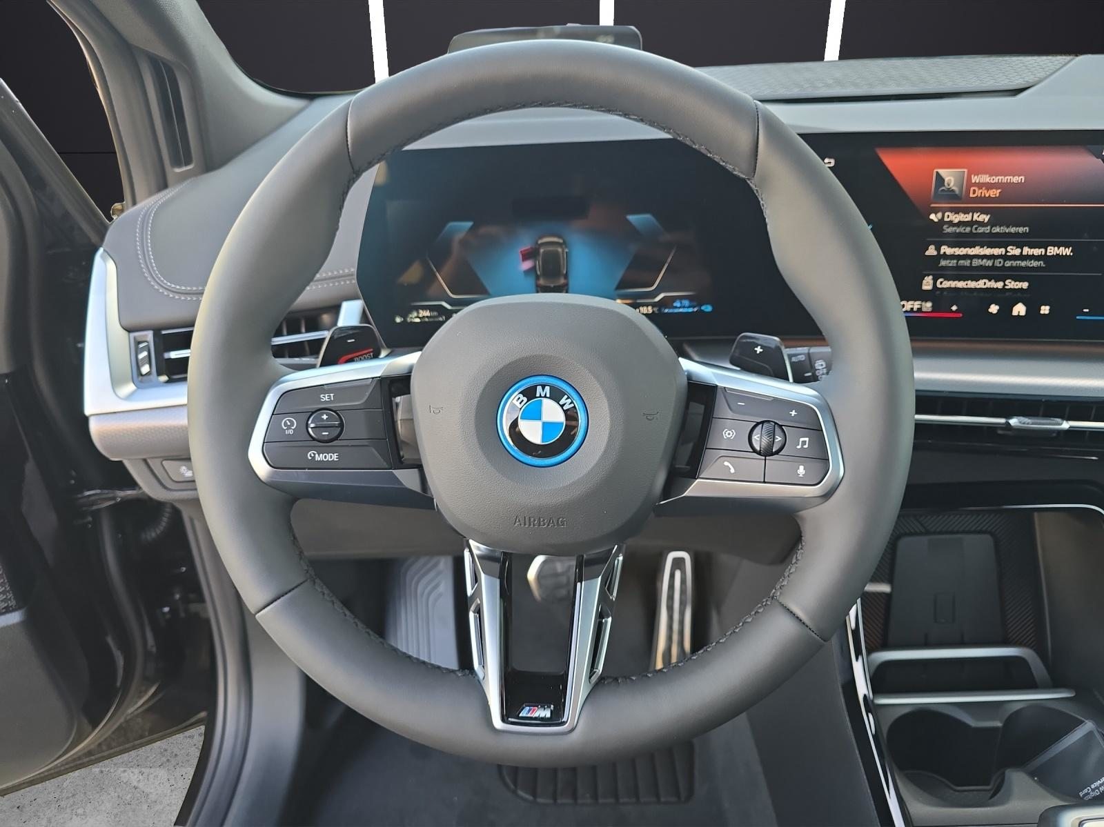BMW 230e xDrive Active Tourer, Plug-in-Hybrid Petrol/Electric, New car, Automatic - 7