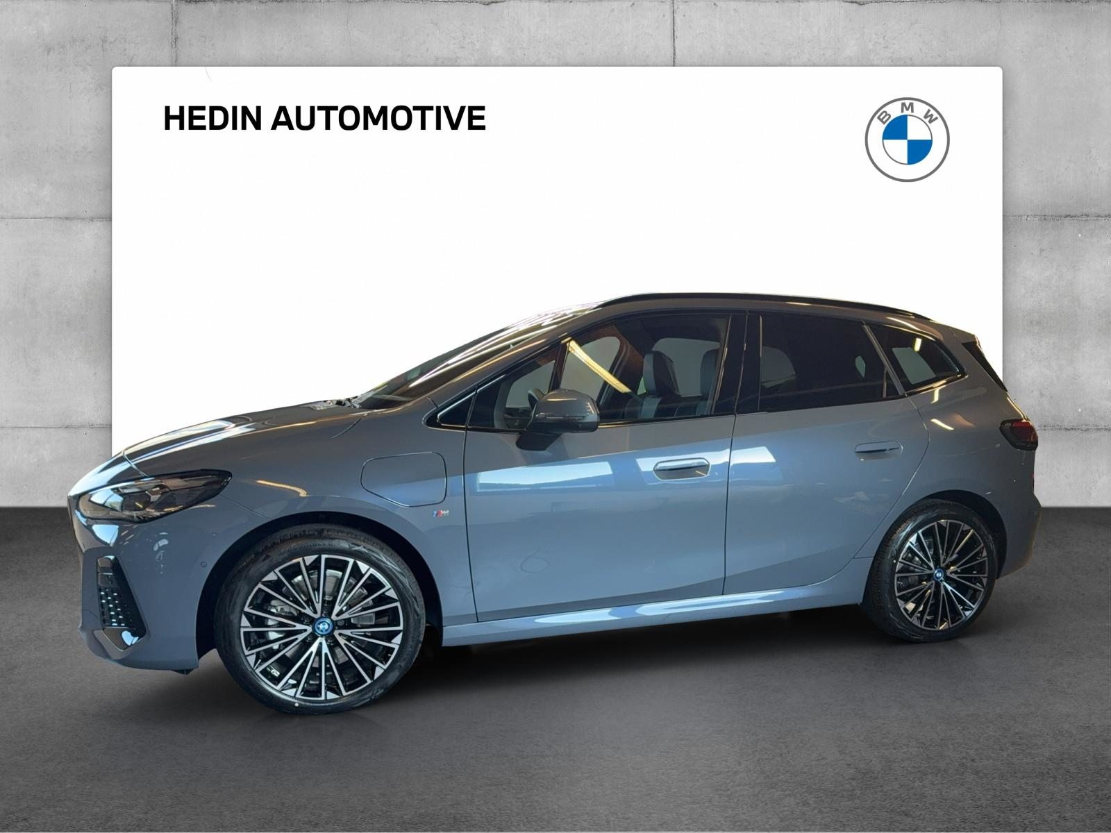 BMW 230e xDrive paddles Active Tourer, Plug-in-Hybrid Benzina/Elettrica, Auto nuove, Automatico - 2