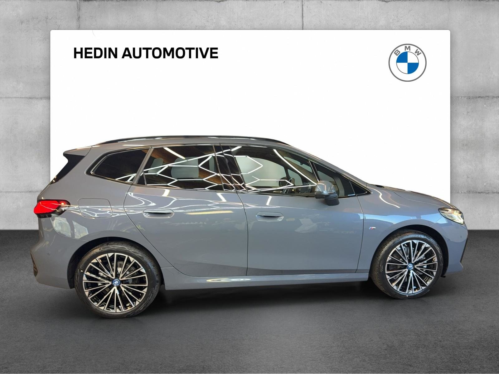 BMW 230e xDrive paddles Active Tourer, Plug-in-Hybrid Benzina/Elettrica, Auto nuove, Automatico - 6