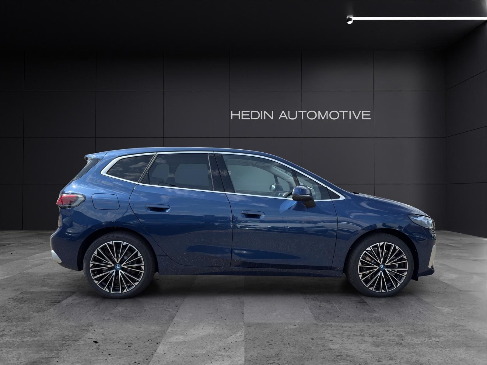 BMW 230e xDrive Active Tourer, Plug-in-Hybrid Petrol/Electric, New car, Automatic - 3