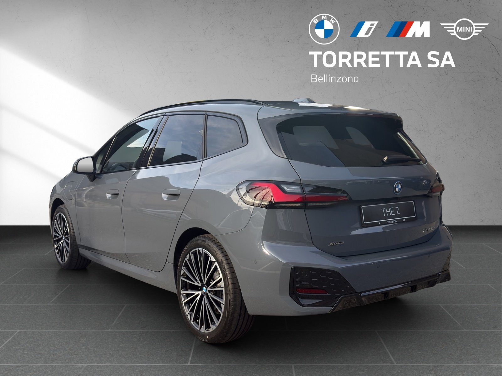 BMW 230e Active Tourer M Sport, Plug-in-Hybrid Benzina/Elettrica, Auto nuove, Automatico - 3