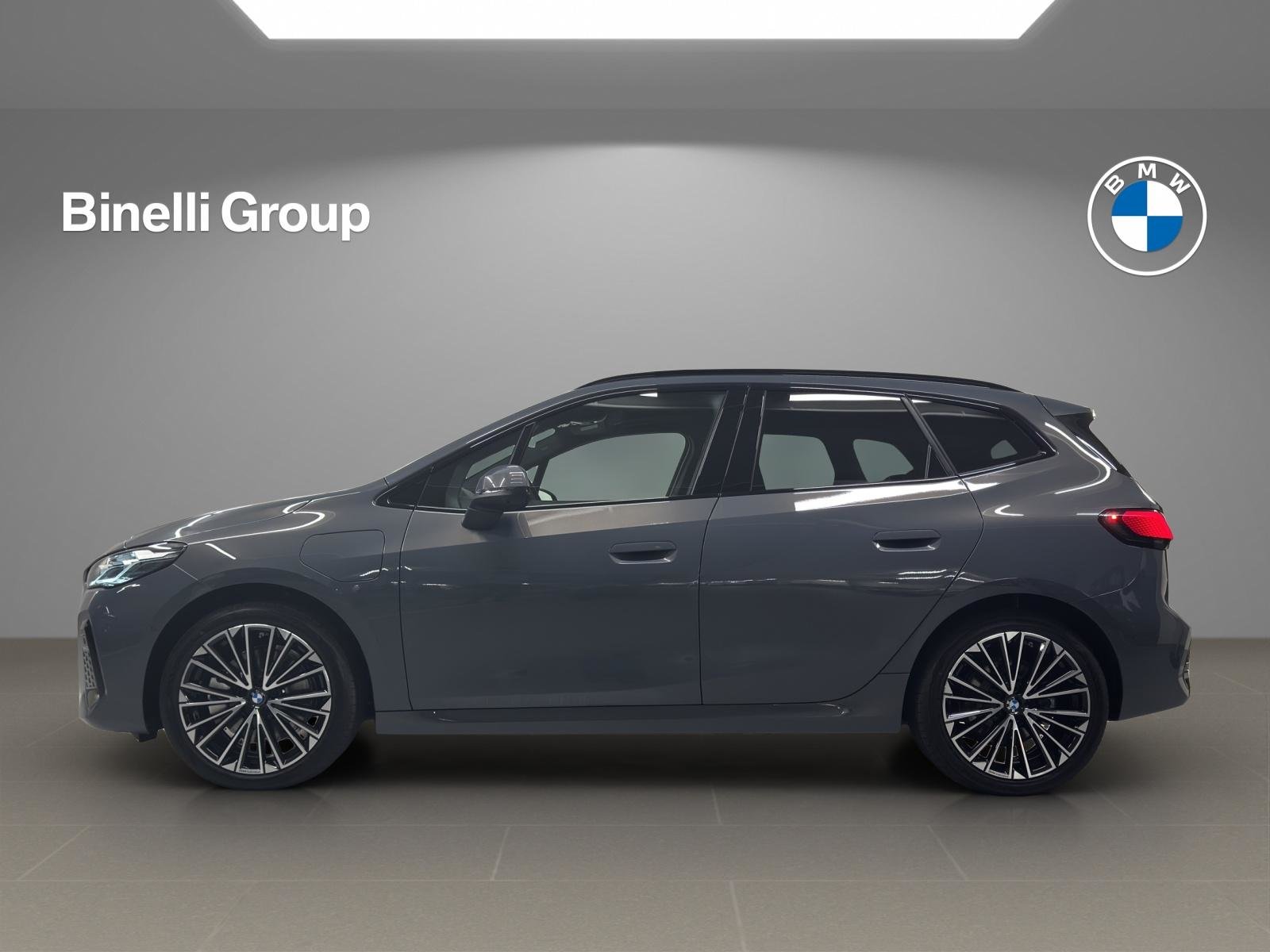 BMW 230e paddles Active Tourer, Plug-in-Hybrid Petrol/Electric, New car, Automatic - 2