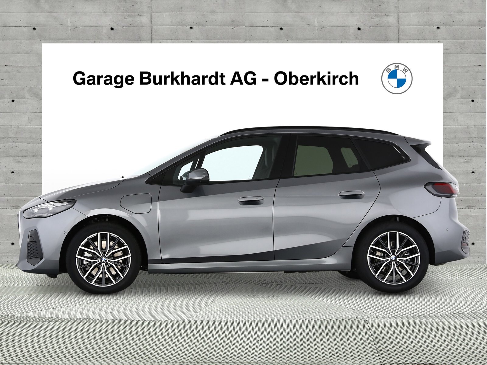 BMW 230e xDr. Act. T. M Sport, Plug-in-Hybrid Petrol/Electric, New car, Automatic - 3