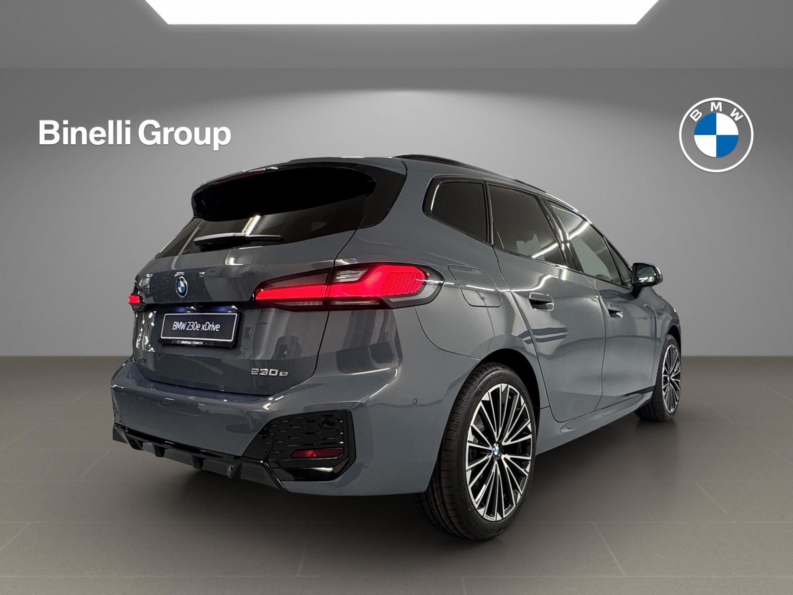BMW 230e xDrive paddles Active Tourer, Hybride Rechargeable Essence/Électricité, Voiture nouvelle, Automatique - 5