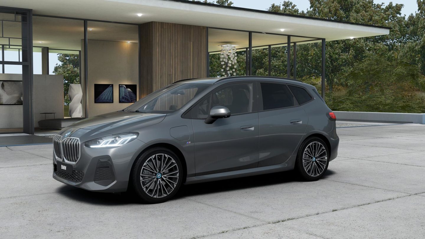 BMW 230e xDrive paddles Active Tourer
