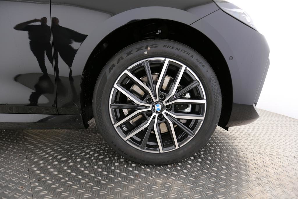 BMW 230e xDrive paddles Active Tourer, Plug-in-Hybrid Benzina/Elettrica, Auto nuove, Automatico - 2