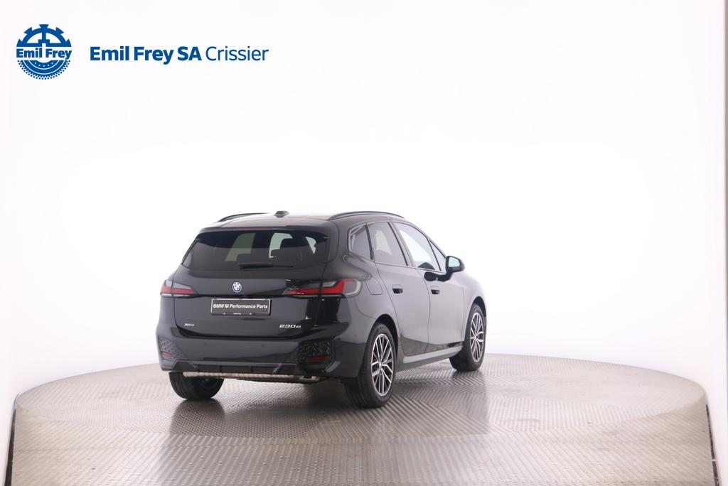 BMW 230e xDrive paddles Active Tourer, Plug-in-Hybrid Benzina/Elettrica, Auto nuove, Automatico - 5
