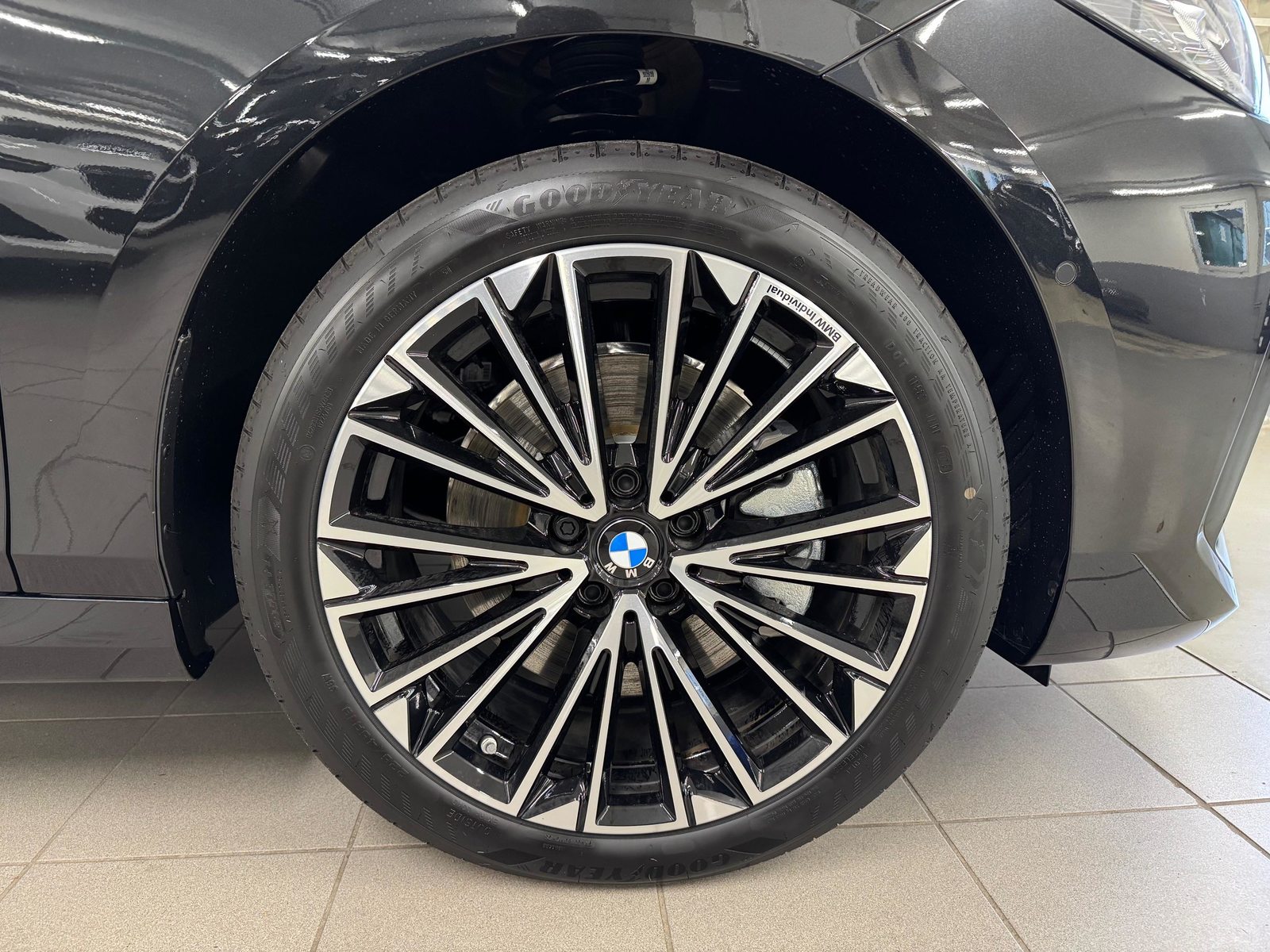 BMW 230e xDrive Active Tourer, Plug-in-Hybrid Petrol/Electric, New car, Automatic - 7