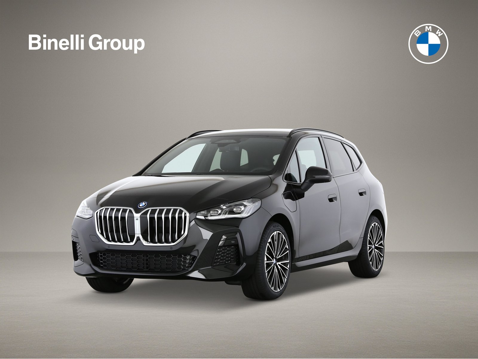 BMW 230e paddles Active Tourer