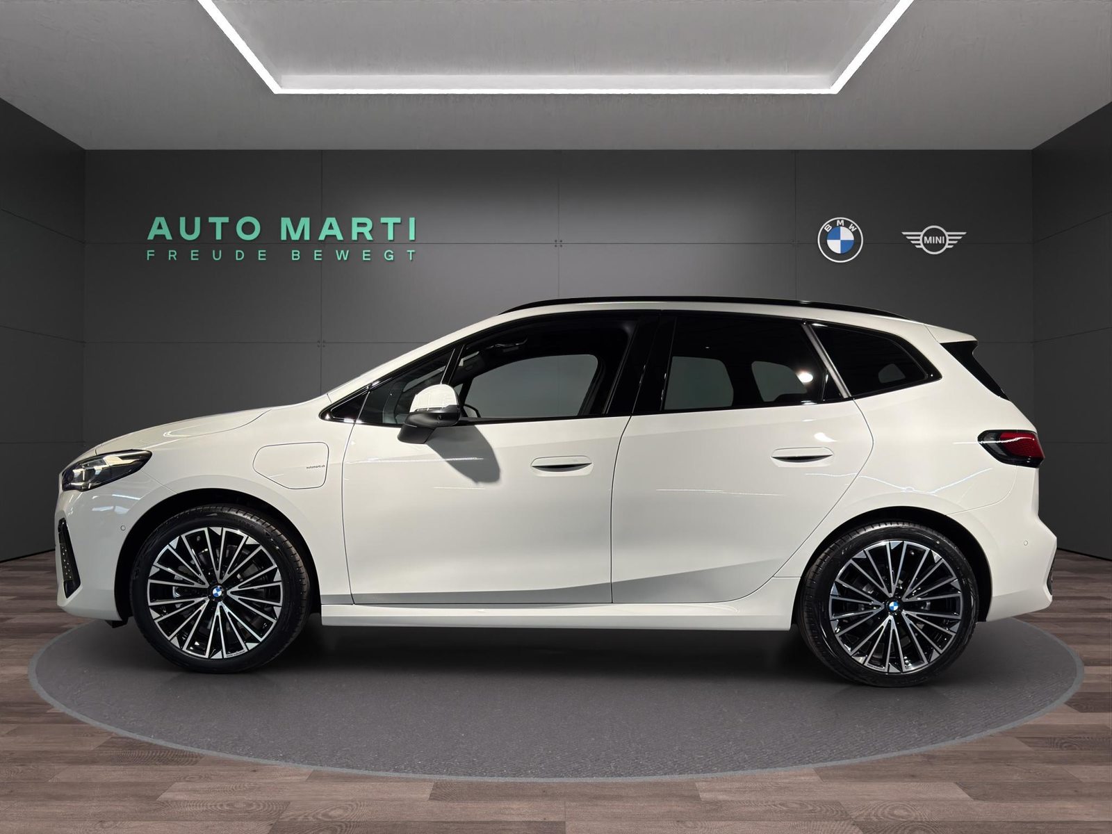BMW 230e xDrive Active Tourer, Plug-in-Hybrid Petrol/Electric, New car, Automatic - 2