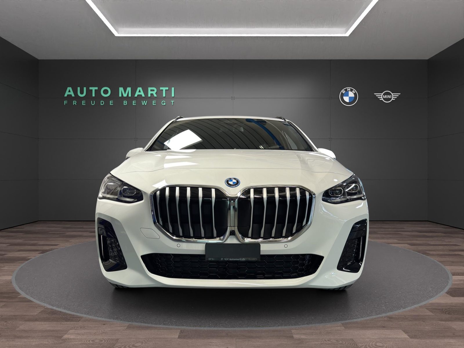 BMW 230e xDrive Active Tourer, Plug-in-Hybrid Petrol/Electric, New car, Automatic - 5