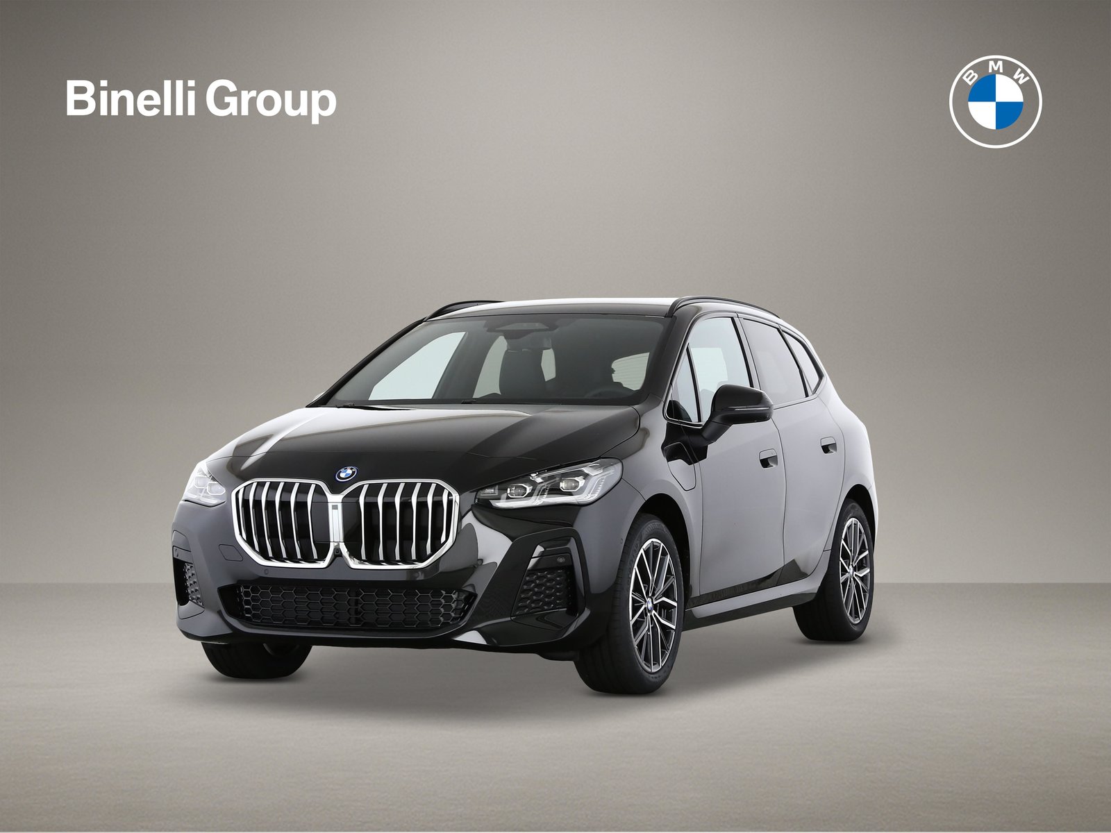 BMW 230e paddles Active Tourer