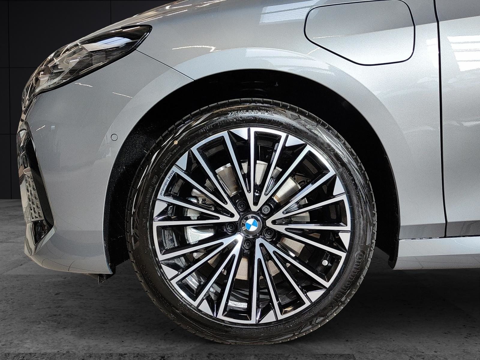 BMW 230e xDrive paddles Active Tourer, Hybride Rechargeable Essence/Électricité, Voiture nouvelle, Automatique - 5