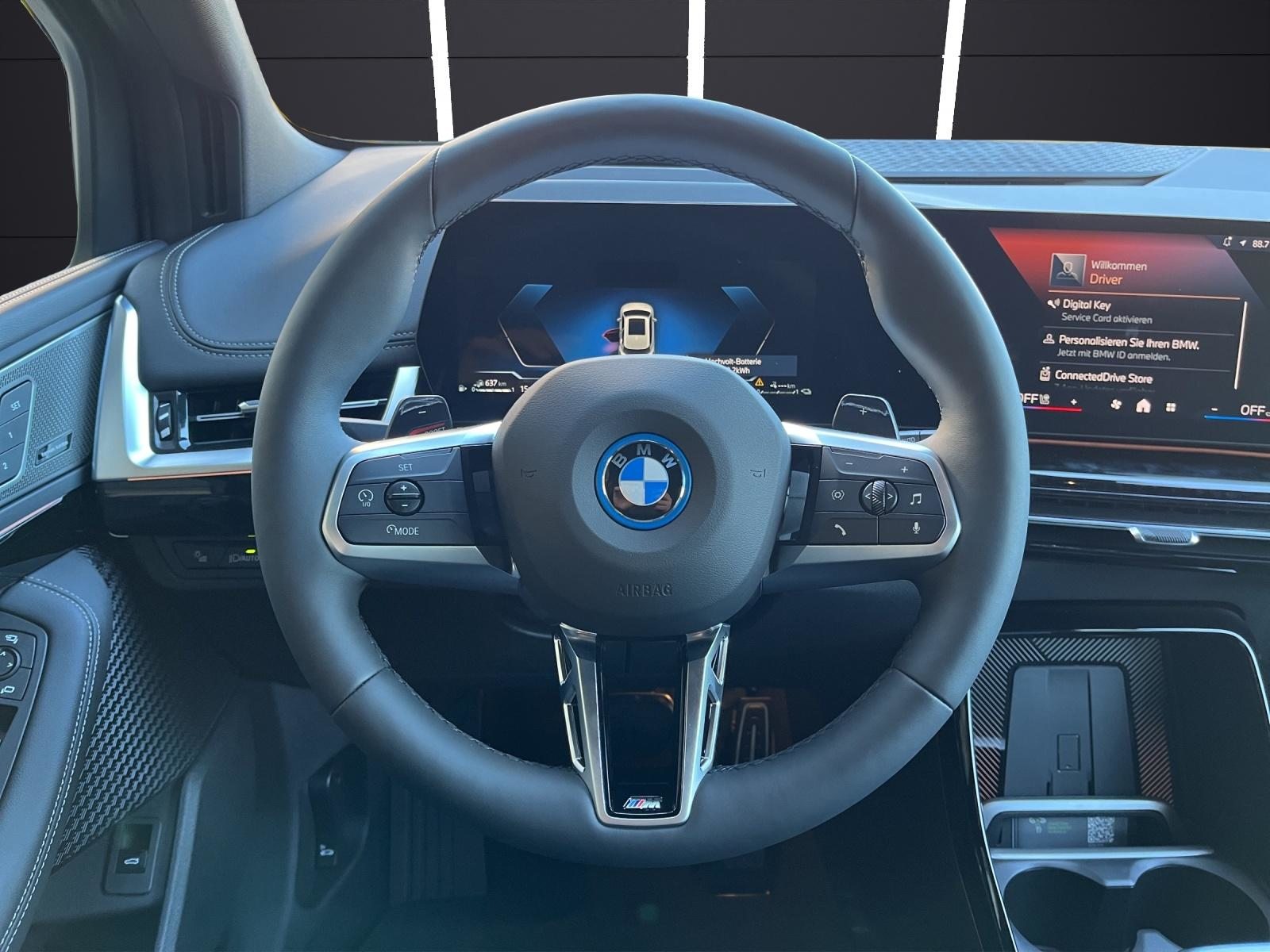 BMW 230e xDrive paddles Active Tourer, Plug-in-Hybrid Benzina/Elettrica, Auto nuove, Automatico - 6
