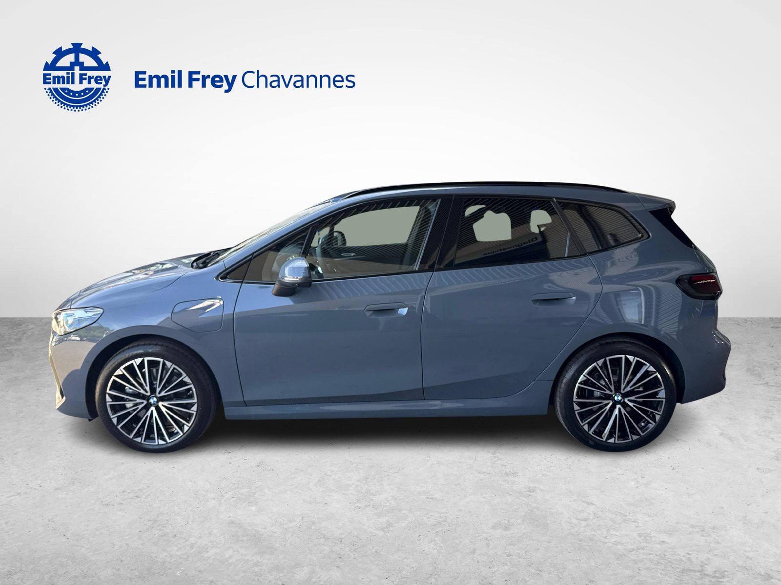 BMW 230e xDrive Active Tourer Kit Sport M, Hybride Rechargeable Essence/Électricité, Voiture nouvelle, Automatique - 2