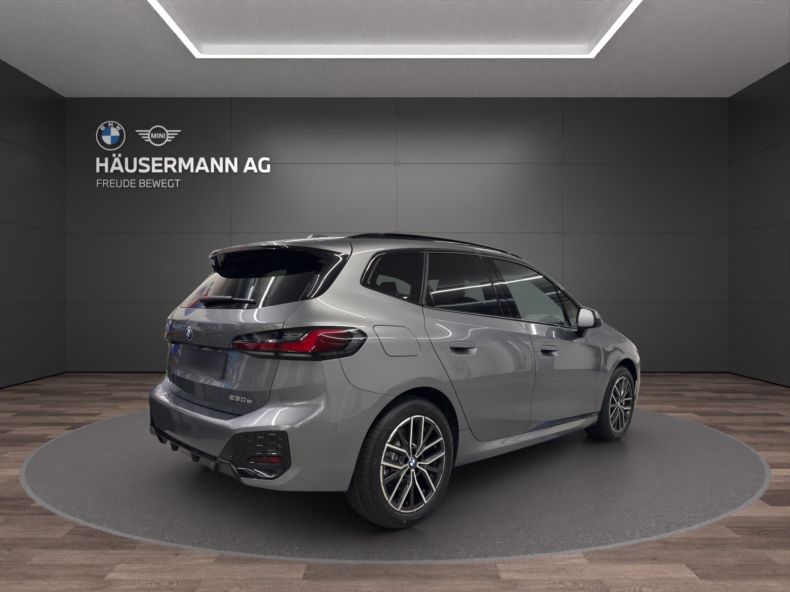 BMW 230e Active Tourer, Hybride Rechargeable Essence/Électricité, Voiture nouvelle, Automatique - 5