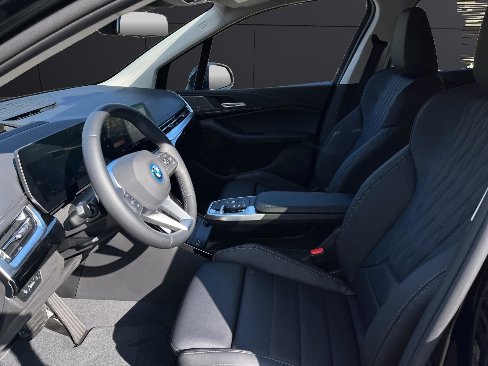 BMW 230e xDrive Active Tourer, Plug-in-Hybrid Benzina/Elettrica, Auto nuove, Automatico - 2