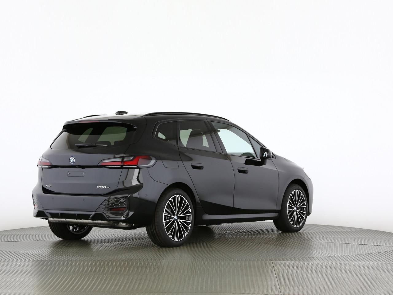 BMW 230e xDrive paddles Active Tourer, Plug-in-Hybrid Benzin/Elektro, Neuwagen, Automatik - 5