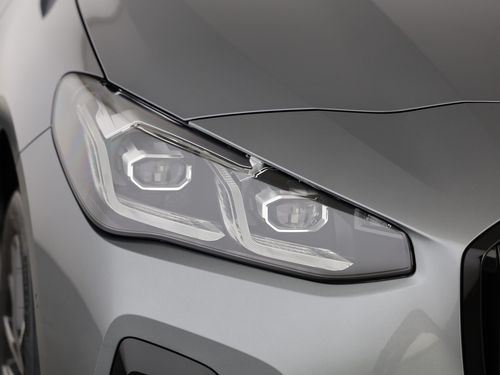 BMW 230e xDrive paddles Active Tourer, Plug-in-Hybrid Benzina/Elettrica, Auto nuove, Automatico - 6