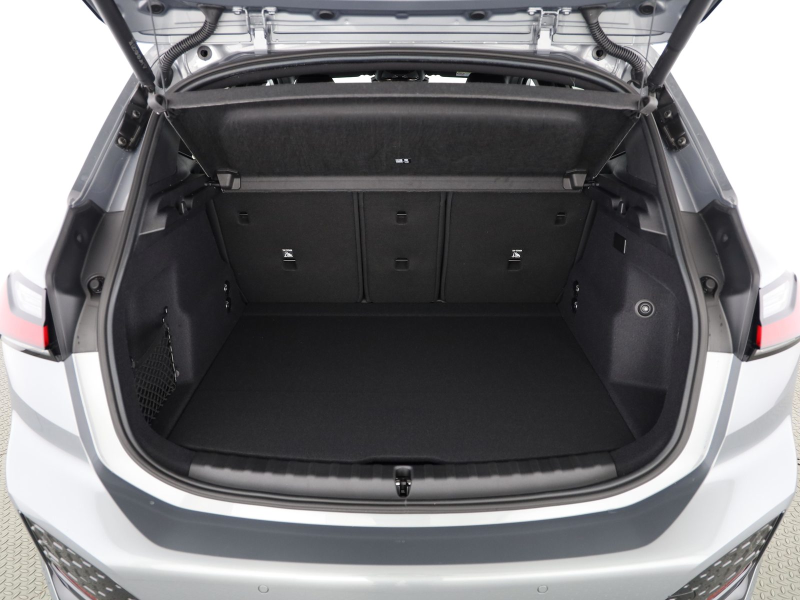 BMW 230e xDrive paddles Active Tourer, Plug-in-Hybrid Benzina/Elettrica, Auto nuove, Automatico - 7