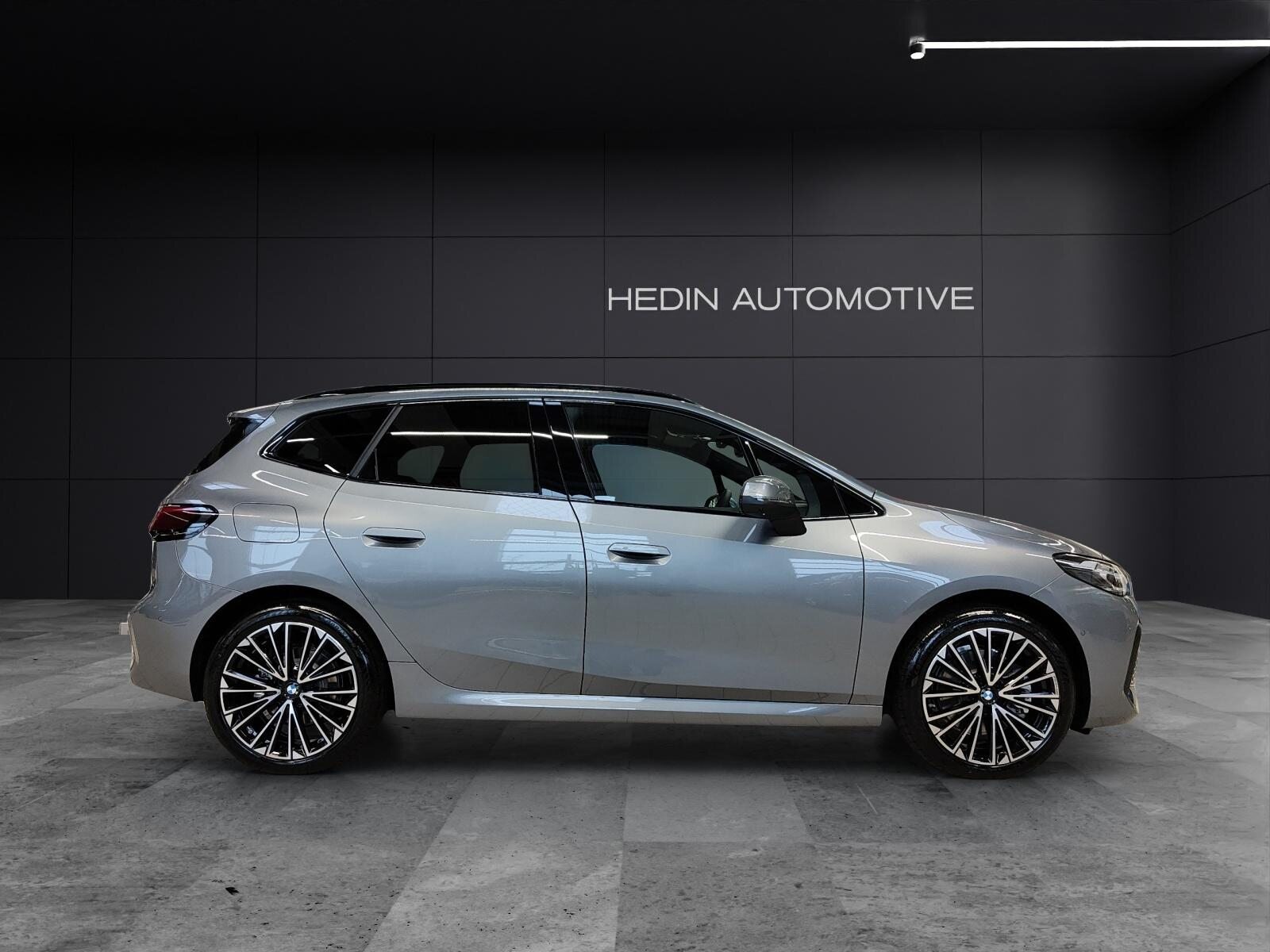 BMW 230e xDrive Active Tourer, Plug-in-Hybrid Petrol/Electric, New car, Automatic - 6