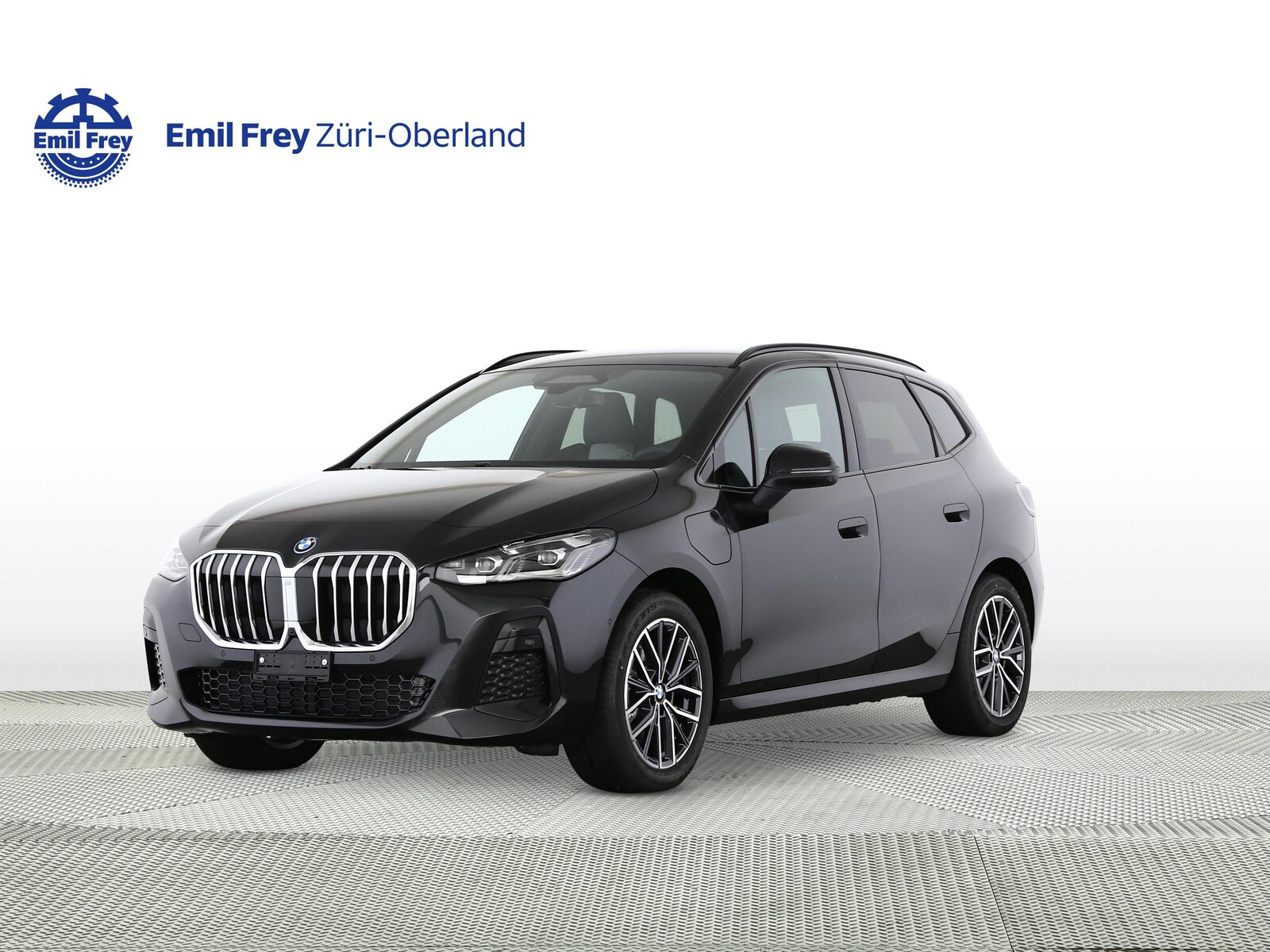 BMW 230e xDrive paddles Active Tourer