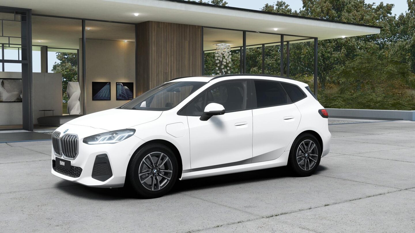 BMW 230e xDrive Active Tourer