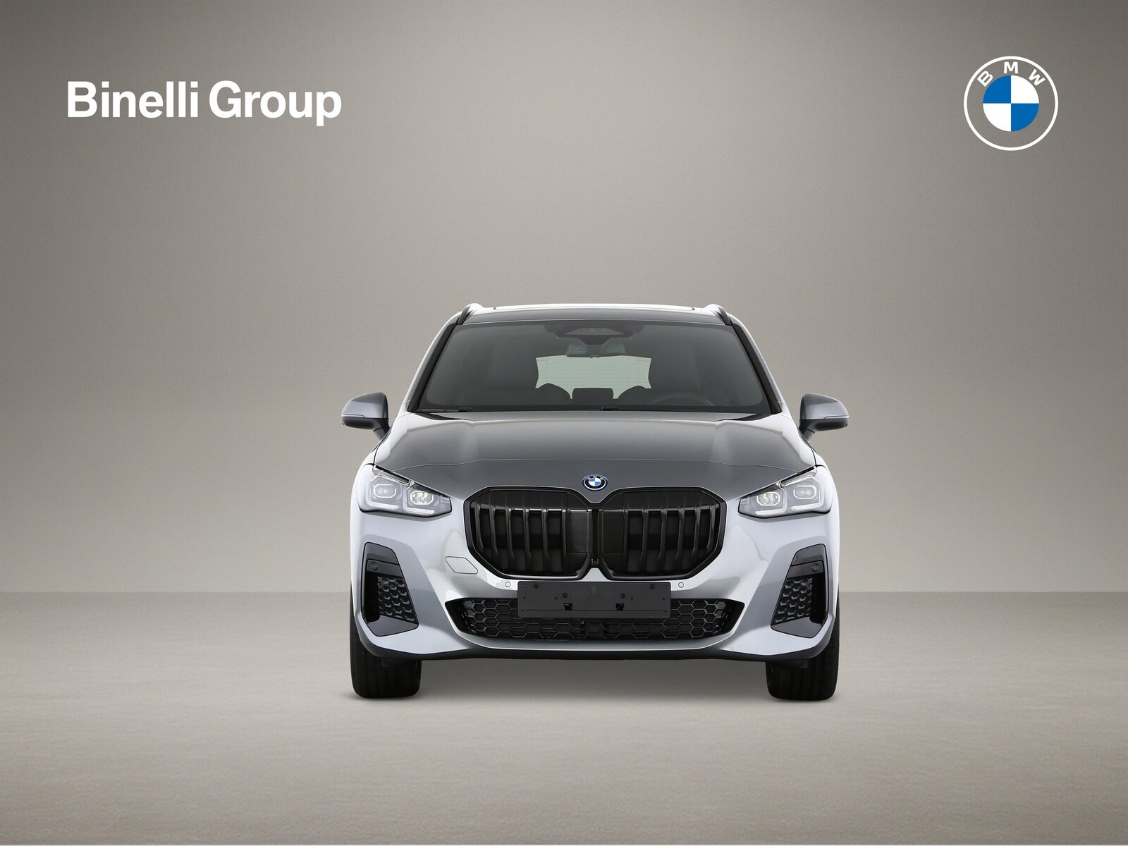 BMW 230e paddles Active Tourer