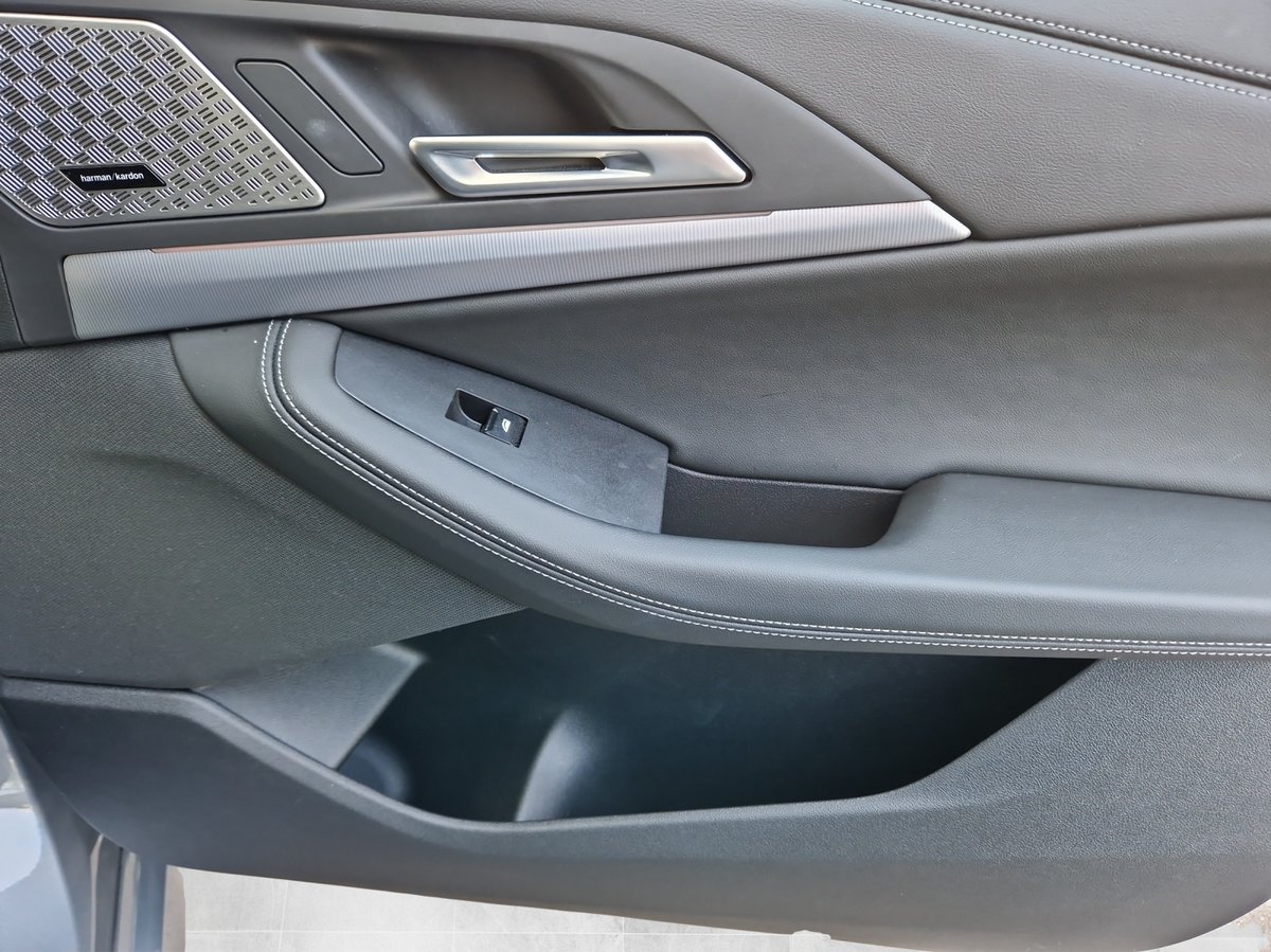 BMW 230e Active Tourer M Sport, Plug-in-Hybrid Benzina/Elettrica, Occasioni / Usate, Automatico - 5