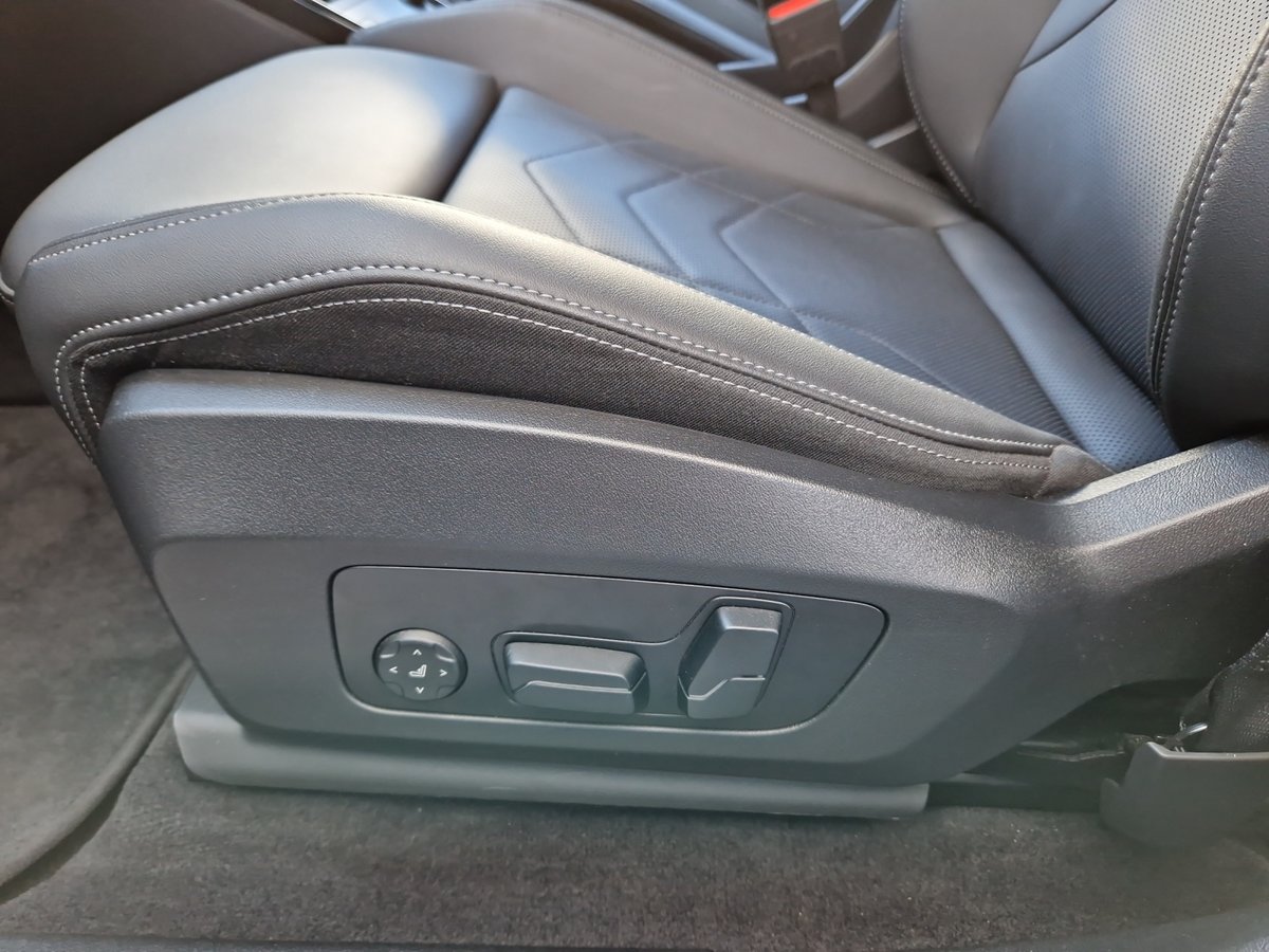 BMW 230e Active Tourer M Sport, Hybride Rechargeable Essence/Électricité, Occasion / Utilisé, Automatique - 7