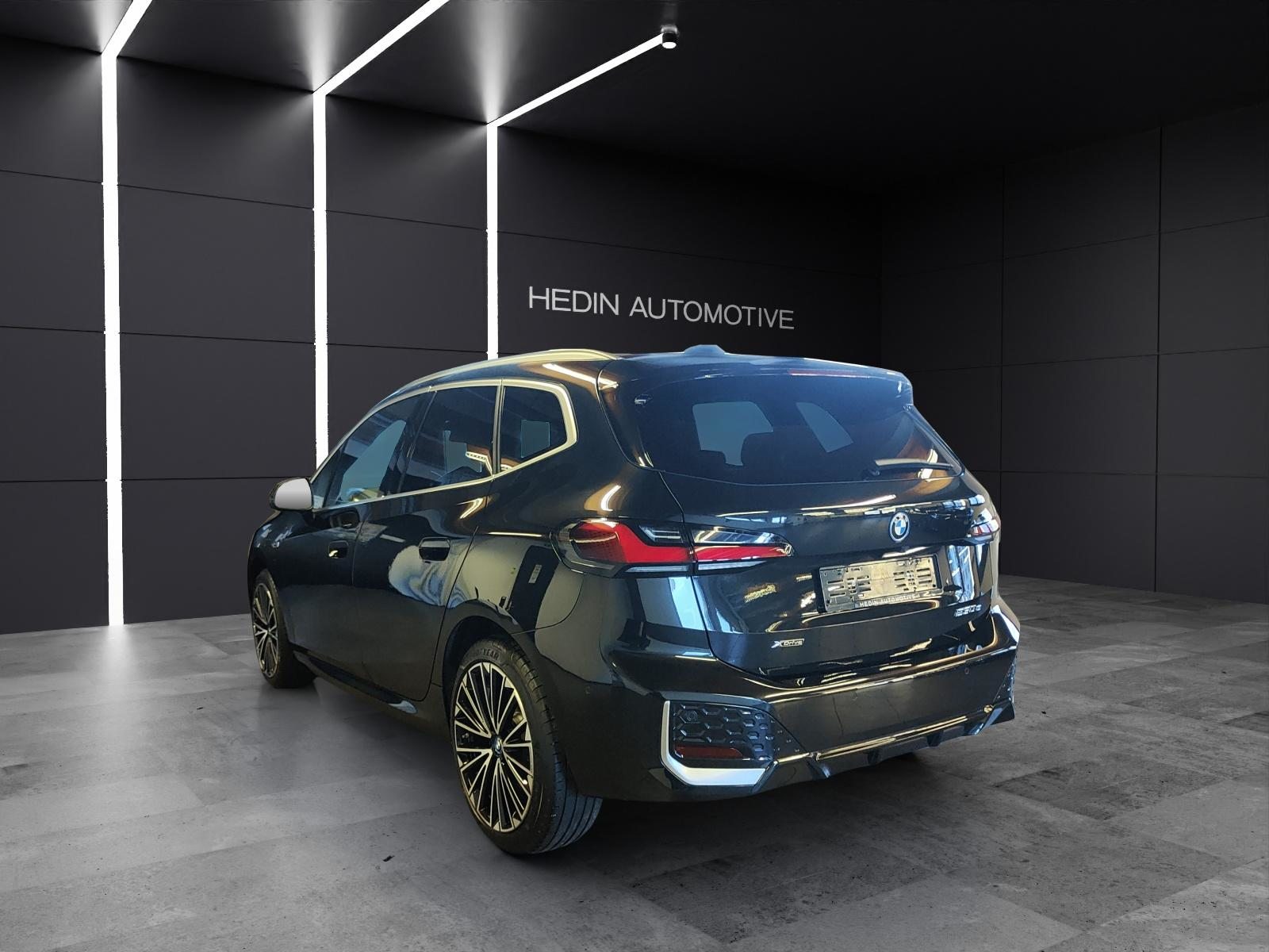 BMW 230e xDrive paddles Active Tourer, Hybride Rechargeable Essence/Électricité, Occasion / Utilisé, Automatique - 3