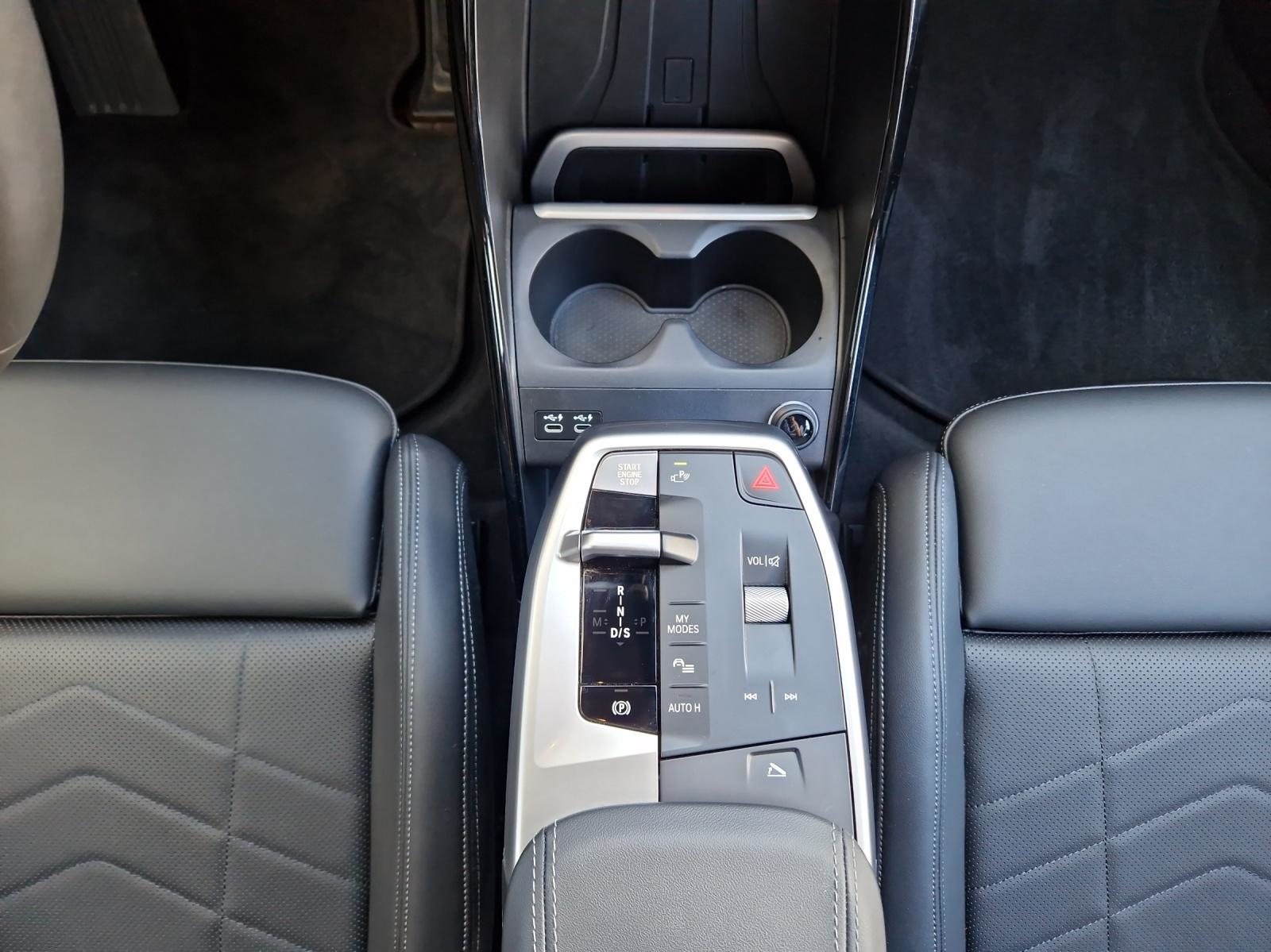 BMW 230e xDrive Active Tourer M Sport, Plug-in-Hybrid Benzina/Elettrica, Occasioni / Usate, Automatico - 4