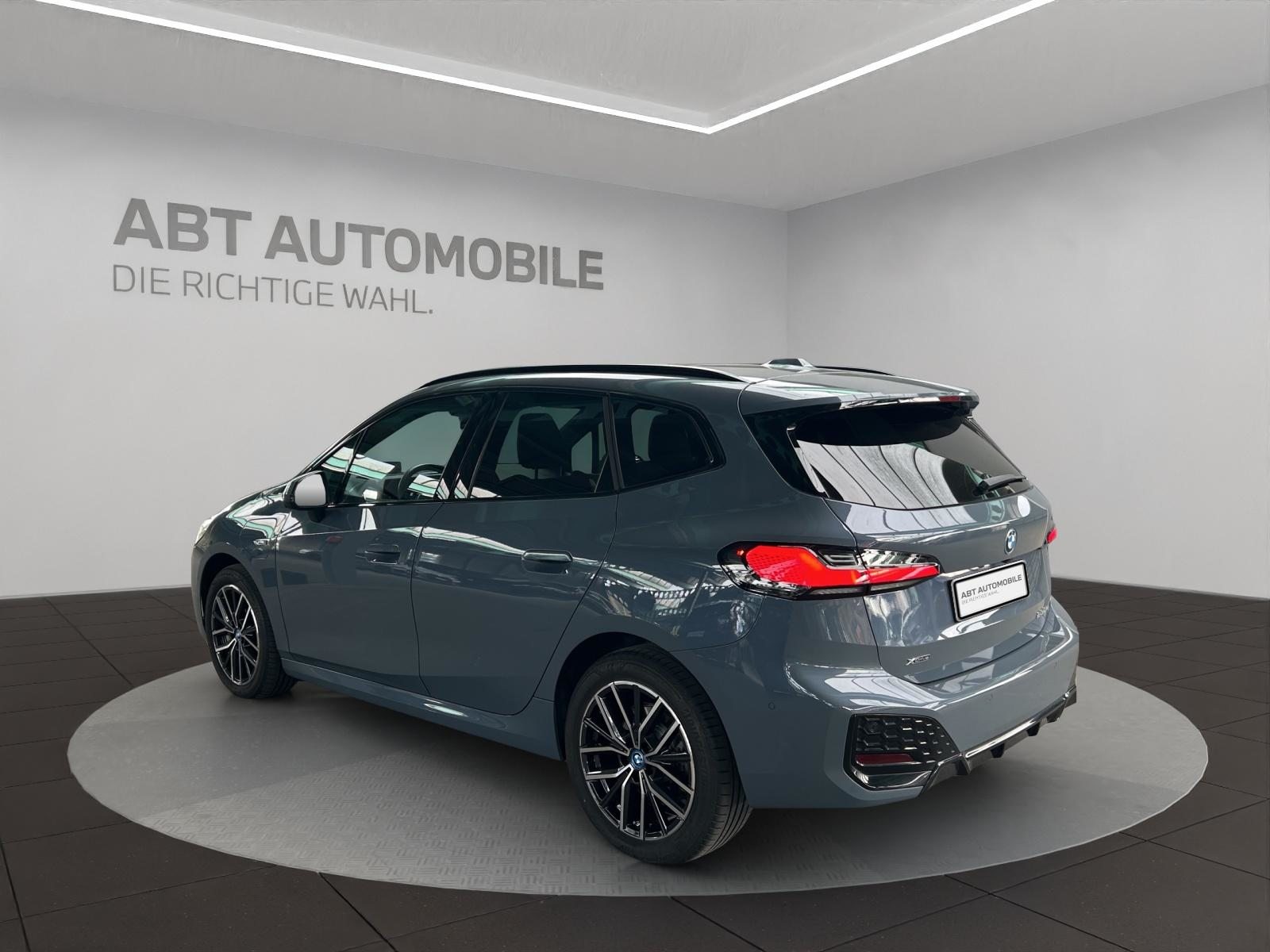 BMW 230e xDrive paddles Active Tourer, Plug-in-Hybrid Petrol/Electric, Second hand / Used, Automatic - 5