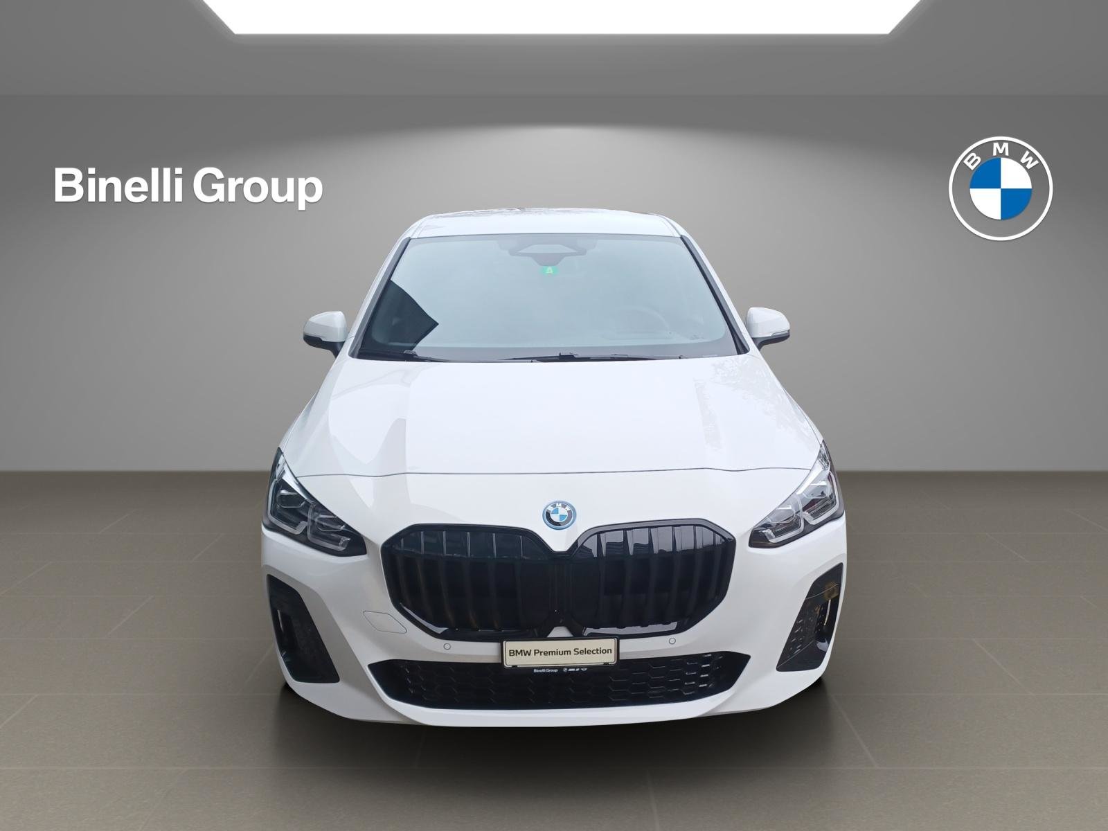 BMW 230e paddles Active Tourer, Plug-in-Hybrid Benzin/Elektro, Occasion / Gebraucht, Automatik - 3
