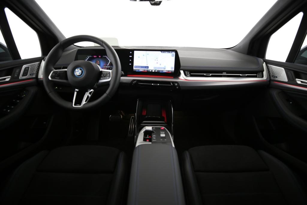 BMW 230e xDrive paddles Active Tourer, Plug-in-Hybrid Petrol/Electric, Second hand / Used, Automatic - 5