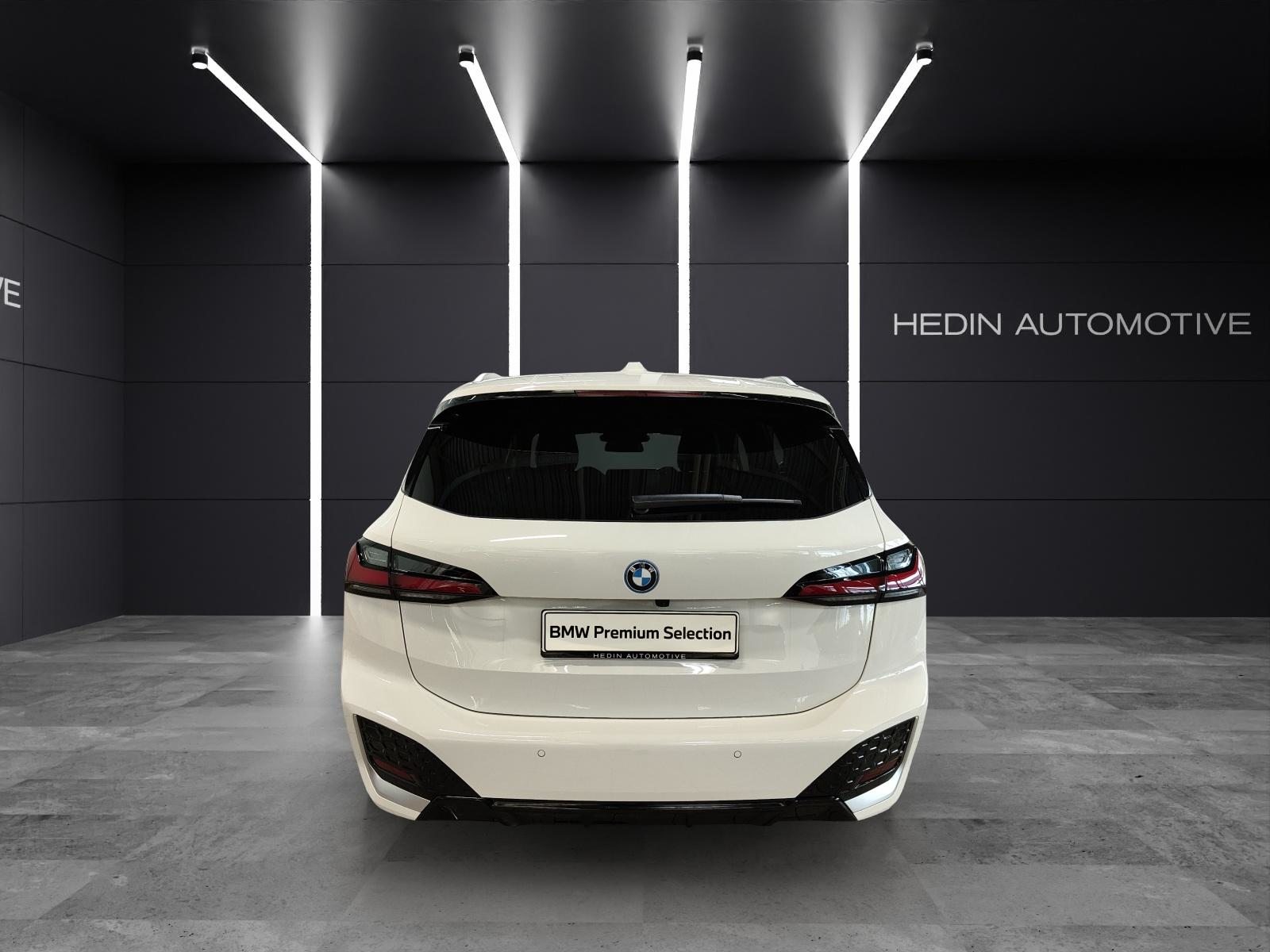 BMW 230e xDrive paddles Active Tourer, Plug-in-Hybrid Petrol/Electric, Second hand / Used, Automatic - 5