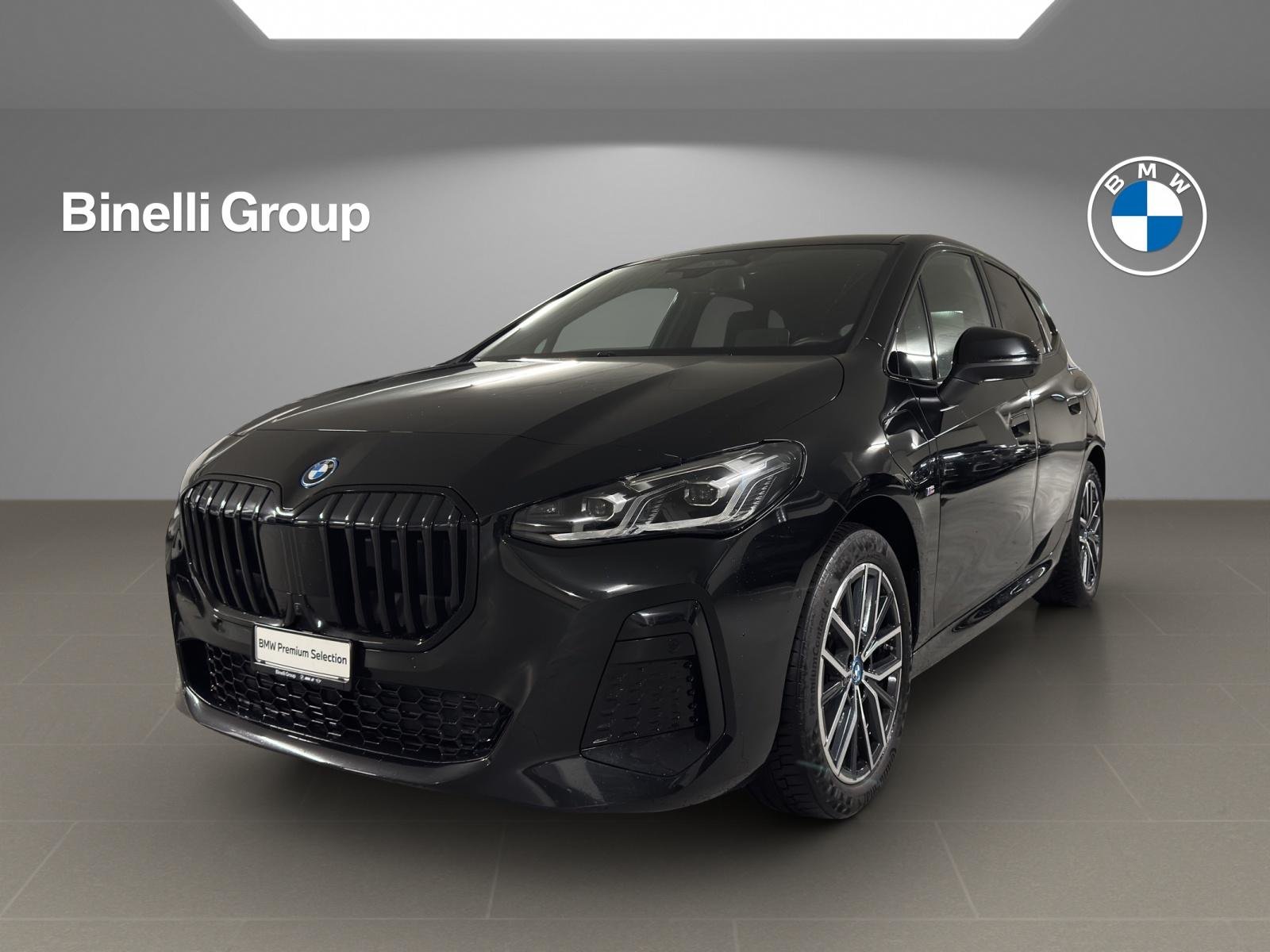 BMW 230e paddles Active Tourer