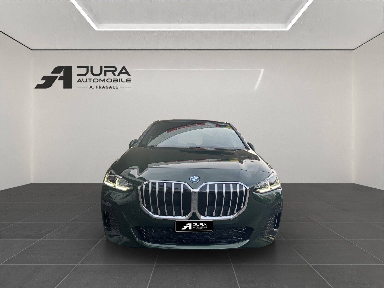 BMW 230e  Active Tourer M Sport, Plug-in-Hybrid Benzin/Elektro, Occasion / Gebraucht, Automatik - 3