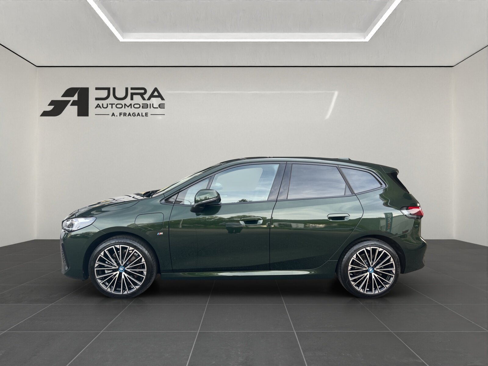 BMW 230e  Active Tourer M Sport, Plug-in-Hybrid Benzin/Elektro, Occasion / Gebraucht, Automatik - 4